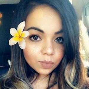 Meet your Posher, Lizbeth